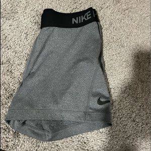 Nike pros shorts